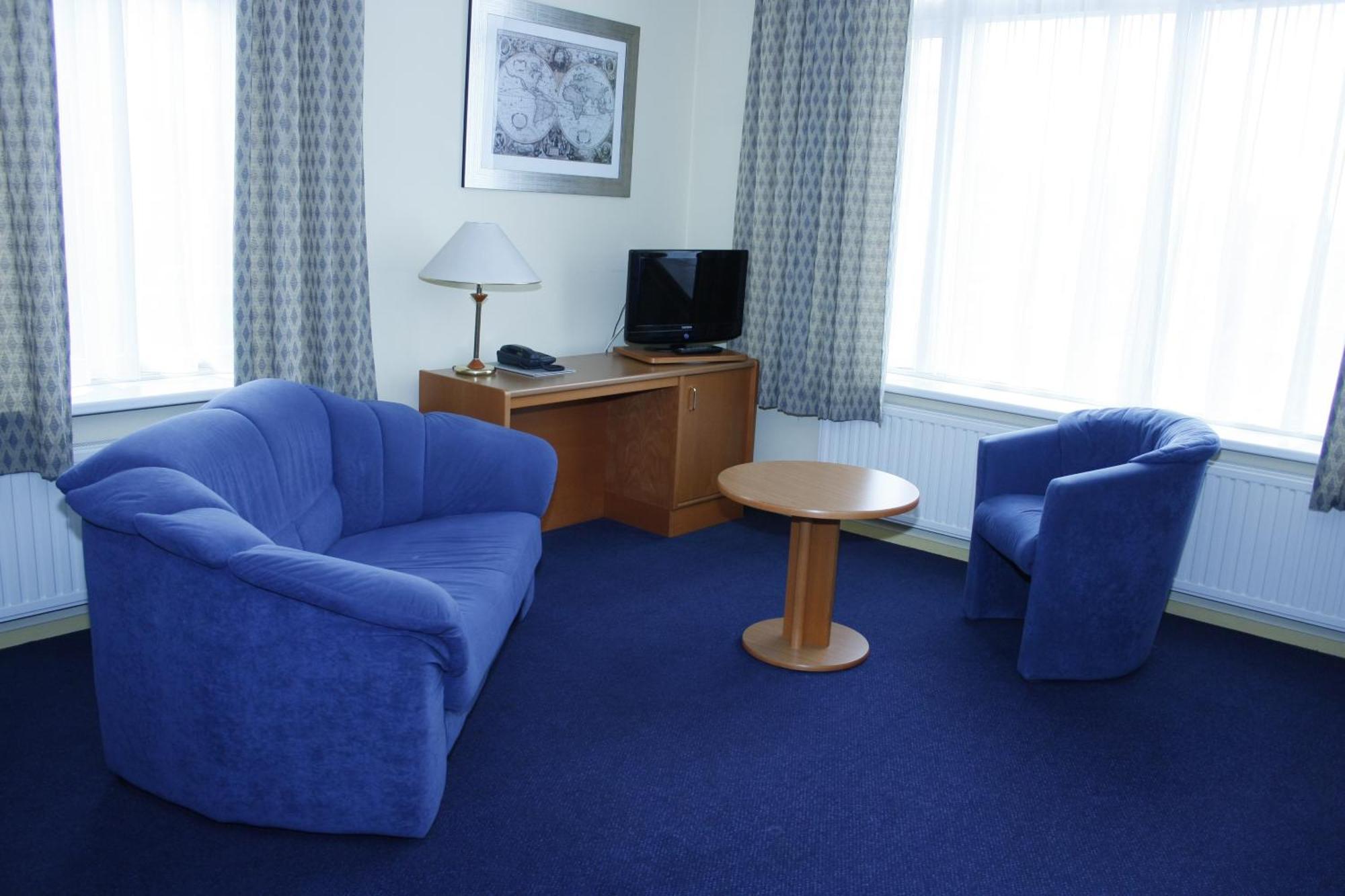 Hotel & Appartementen Royal Sas van Gent Exterior photo