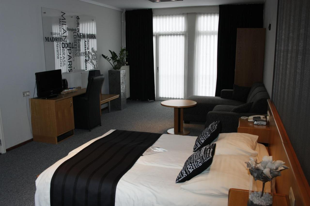 Hotel & Appartementen Royal Sas van Gent Room photo